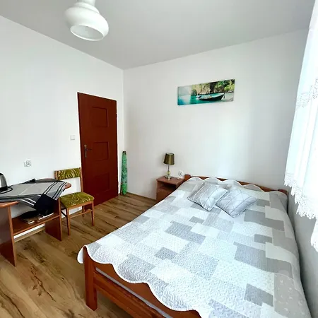 Dominik 2 招待所 3*