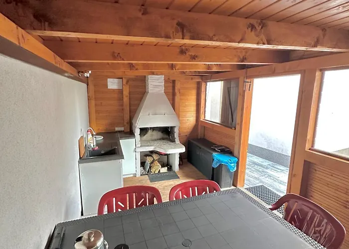 Dominik 2 Ястарня